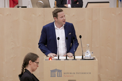 Politiker müssen für Bürger arbeiten und nicht Bürger für Inserate der Politiker! - FPÖ-Generalsekretär Schnedlitz: "'Formalfehler' wie jene der Regierungsparteien beim Budget kommen die Bürger teuer zu stehen."
