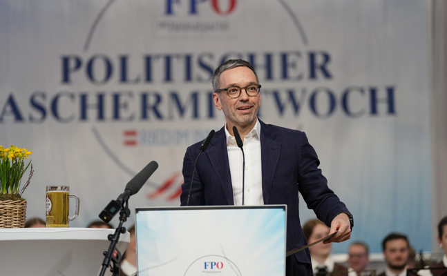 FPÖ-Bundesparteiobmann Herbert Kickl beim Aschermittwochstreffen in Ried im Innkreis am Mittwoch.