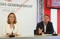FPÖ-Sozialsprecherin Dagmar Belakowitsch und -Gesundheitssprecher Gerhard Kaniak.