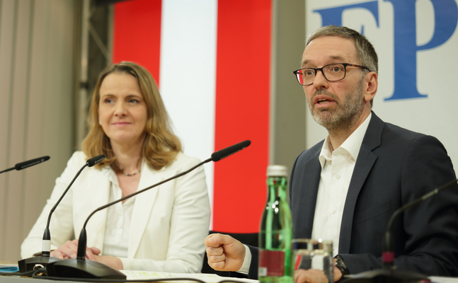 FPÖ-Sozialapsrecherin Dagmar Belakowitsch und -Bundesparteiobmann Herbert Kickl.