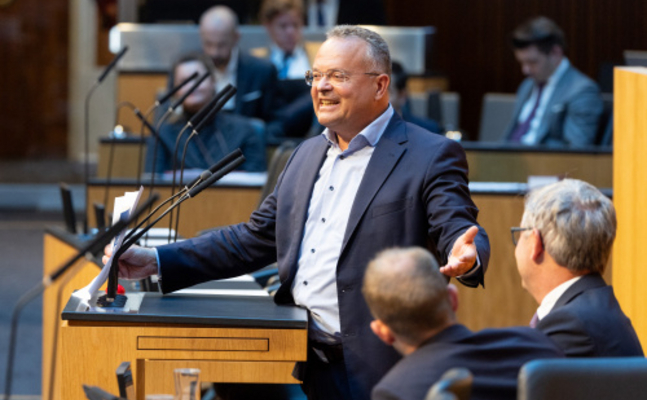 FPÖ-Mandatar Gerald Hauser im Nationalrat.