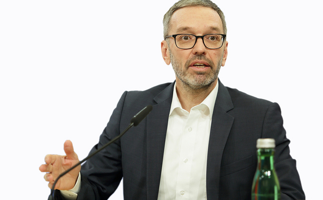 FPÖ-Bundesparteiobmann Kickl fordert Garantieerklärung der anderen Oppositionsparteien SPÖ und Neos gegen Impfzwanggesetz.