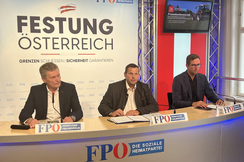 Josef Hintermayer, Peter Schmiedlechner und Christian Tornehl bei ihrer Pressekonferenz in Wien. 