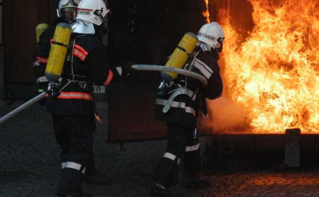 FP-Generalsekretär Hafenecker bestürzt über Brandanschlag auf FP-Zentrale in St. Pölten: „Anschlag erinnert an finsterste Zeiten unserer Geschichte.“