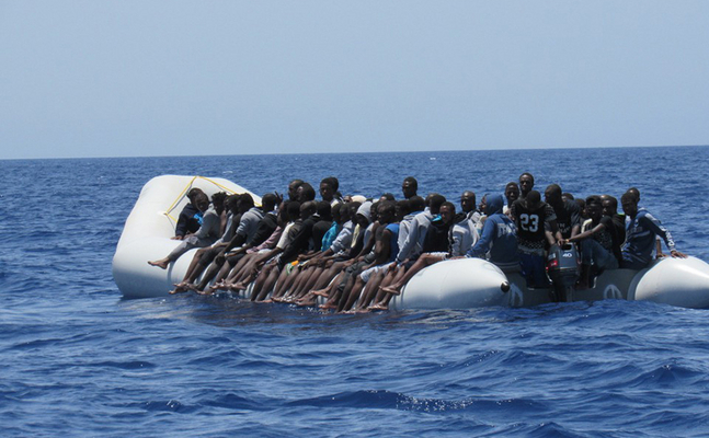 Illegale Grenzübertritte in EU steigen massiv an – Verdoppelung auf zentraler Mittelmeer-Route.