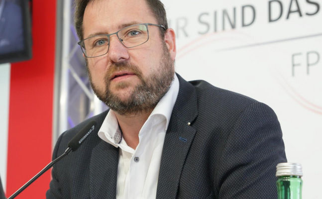 FPÖ-Parlamentarier Hafenecker: "Türkis-grüner Antrag ist Perversion, ÖVP-Korruptions-Untersuchungsausschuss muss schnellstmöglich Arbeit aufnehmen."