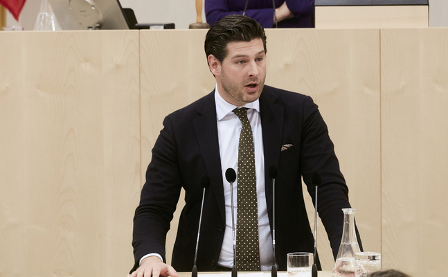 FPÖ-Bautensprecher Philipp Schrangl im Parlament.