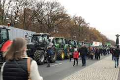 Bauernsterben: ÖVP-Ministerin Köstinger versagt bei der Sicherstellung der Lebensmittelselbstversorgung!