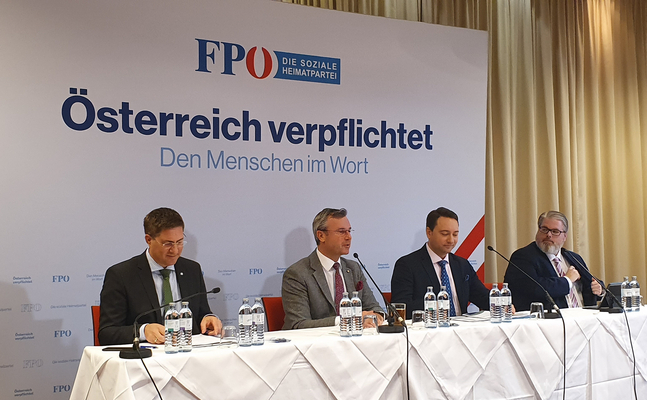 FPÖ stellt Weichen für die Zukunft - Strenge Regeln für Spesen ab Ende 2020 - Heimat und Sicherheit bleiben Kernthemen - Alleinerziehende stärken und direkte Demokratie ausbauen.