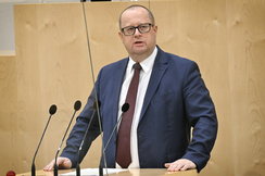 FPÖ-Finanzsprecher Fuchs im Nationalrat: "Befristete Erhöhung des Pendlerpauschales ist Tropfen auf heißen Stein!"