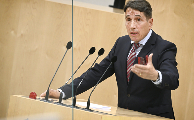 FPÖ-Wehrsprecher Reinhard E. Bösch verlässt den Nationalrat.