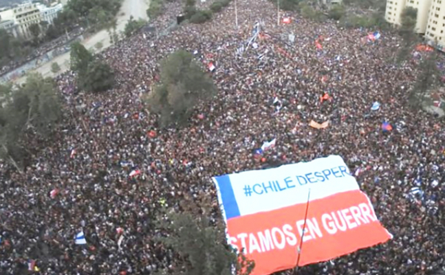 Massenprotest gegen die Folgen der CO2-Steuer - "Energiewende" hat dem Volk nur Belastungen gebracht - Chile sagt UN-Weltklima-Gipfel ab.