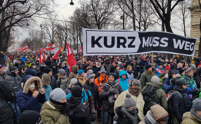 Demo-Verbote: Totalitäre Willkür! - FPÖ-Sicherheitssprecher Amesbauer: "Bei den Demonstrationsteilnehmern handelt es sich um keine Extremisten und Verschwörungstheoretiker, sondern um zehntausende besorgte Bürger."