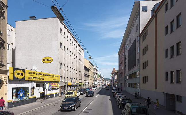 FPÖ-Verkehrssprecher Christian Hafenecker kritisiert die Pläne der grünen Wiener Vizebürgermeisterin für eine Citymaut, weil dadurch die Innenstadt veröden würde.