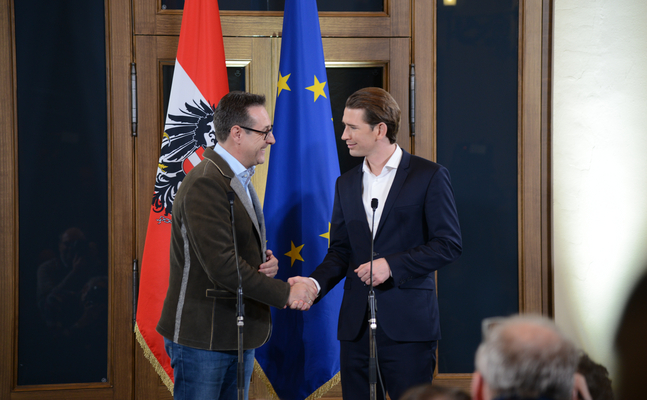 v.l: HC Strache und Sebastian Kurz