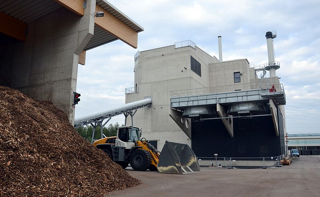 Durch das Nein der SPÖ im Bundesrat zur Ökostromnovelle sind zahlreiche Biomasse-Kraftwerke in Österreich vom Zusperren bedroht.