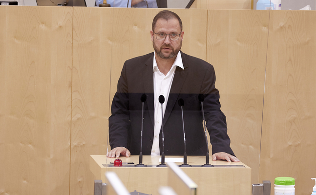 Christian Hafenecker,  FPÖ-Fraktionsobmann im ÖVP-Korruptions-Untersuchungsausschuss, im Nationalrat.